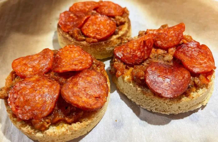 pepperoni mini pizzas safe for gluten-sensitive individuals