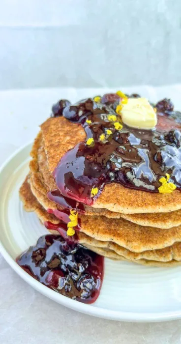 Indulge in the perfect blend of tangy lemon and juicy blueberry with our gluten-free sourdough discard pancakes!